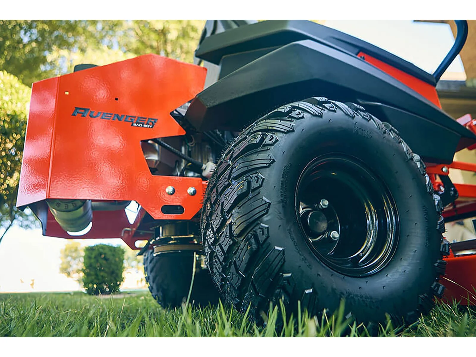 60 Inch 26 HP Gas Zero-Turn Mower with V-Twin Engine - Image 3