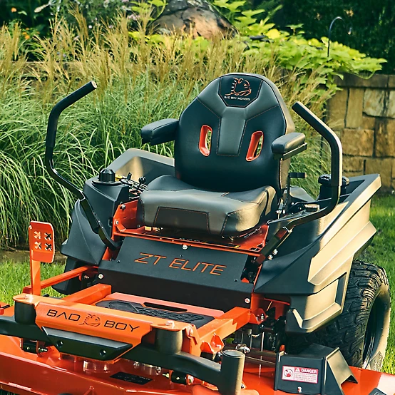 60 Inch 26 HP Gas Zero-Turn Mower - Image 4